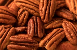 Descobriu-se que as nozes melhoram o colesterol e promovem a saúde do coração