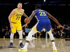 Vibrações de pai divorciado e tédio palpável – Warriors-Lakers têm uma energia estranha