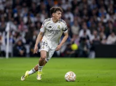 Quatro-quatro-dois 25 de março de 2026