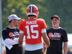 Movimento inesperado: Kevin Stefanski poderia afetar o futuro de Joe Flacco?