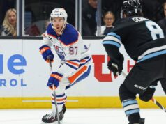 O superastro Connor McDavid atingiu vários marcos em Utah