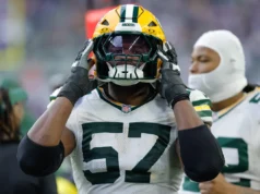 Os Packers trazem de volta o pass rusher Brenton Cox Jr