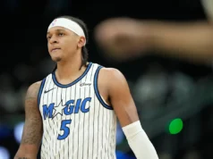 Paolo Banchero liderou o Magic em uma vitória fácil por 130-91 sobre o Bucks, enquanto Giannis Antetokounmpo sentou-se.