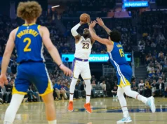 LeBron James se torna o segundo jogador a fazer 1.000 cestas de 3 pontos com o Lakers, início quente contra o Warriors