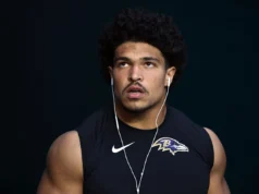 LB Teddy Buchanan dos Ravens entende o quão rápido a situação pode virar