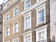 Migrante de hotel iraquiano ‘estuprou e agrediu sexualmente mulher em dormitório compartilhado em Kensington’ depois de apostar que fariam sexo naquela noite’