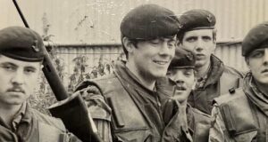 Veteranos acusam Keir Starmer de elogiar publicamente as tropas enquanto os ‘apunhala pelas costas’ por causa de questões