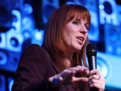 Vá em frente: Angela Renner marca a carta de Starmer na reforma do arrendamento