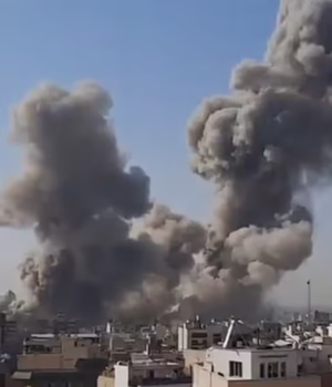106749579-15608357-Footage_shows_smoke_billowing_into_the_sky_above_Khamenei_s_comp-a-4_177250232288.avif