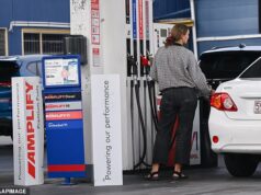 Abasteça seu carro agora: espera-se que os motoristas australianos sejam atingidos pelo aumento dos preços da gasolina
