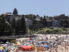 Pressione por grandes mudanças nas leis trabalhistas australianas que tornarão mais difícil tirar um dia de folga ou licença médica