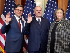 A esposa do deputado republicano Jim Baird morreu devido aos ferimentos sofridos em um trágico acidente de carro