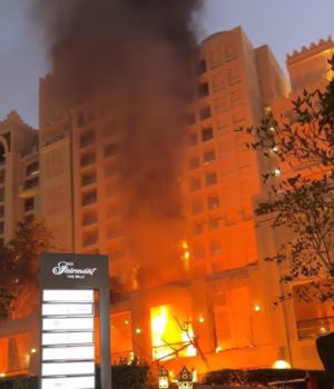106793603-15609161-The_Fairmont_Palm_hotel_in_Dubai_was_hit_over_the_weekend_as_tou-a-1_177253274215.avif