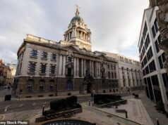 Adolescente ‘neonazista’, de 16 anos, incentivou o estupro de pessoas vulneráveis e armazenou imagens de abuso sexual infantil, ouviu o tribunal