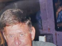 Homenagens foram prestadas ao titular do bilhete de temporada do Liverpool FC, de 90 anos, depois que ele morreu devido a ferimentos sofridos após ser derrubado quando voltava para casa após um jogo do Newcastle, em 31 de janeiro, em Anfield.