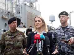 Milhares de cidadãos irlandeses registam a sua presença no Médio Oriente devastado pela crise enquanto expatriados irlandeses e turistas no Qatar falam de terror depois de verem mísseis iranianos disparados sobre cima: ‘Pensei que o meu mundo estava a acabar’