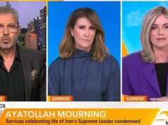 A reação surpresa de Nat Barr depois que mesquitas australianas se defenderam em luto pelo assassinato do líder iraniano, aiatolá Ali Khamenei