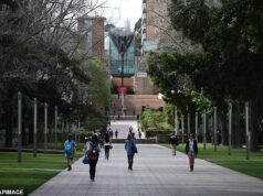 Australiano perde batalha legal para trabalhar em tempo integral em casa por uma causa comum