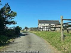 Apesar de viver ilegalmente há décadas, o casal venceu a batalha para salvar sua casa de fazenda