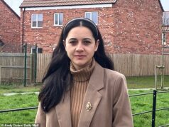 Mulher ganha £ 70 mil depois que o chefe a demitiu por enjôo matinal “grave” durante a gravidez