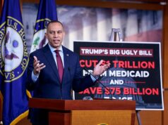 Hakeem Jeffries e seus democratas se apresentam como arrecadadores de milhões dos maiores ‘aproveitadores da crise de execução hipotecária’ do país… enquanto culpam o Partido Republicano por aumentar os custos de habitação