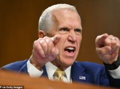 A senadora republicana Christy Noem critica a repressão à imigração: ‘Isso é um desastre… Renuncie’