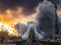 Os comandantes de Trump dizem aos soldados para se prepararem para o retorno de Jesus e emitem profecias do Armagedom