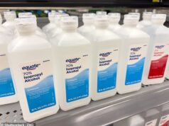 Adolescente intubada após tentar desafio de ‘instrução de incêndio’ que viu nas redes sociais