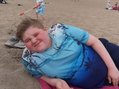 Um adolescente que sobreviveu a um acidente de carro que matou seu amigo está tendo uma recuperação incrível – a polícia disse a seus pais que ele estava morto e disse a outras famílias que seu filho estava vivo.