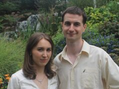 Ora, com apenas 25 anos, estou fazendo um plano pré-nupcial: fiquei maravilhado quando meu noivo me pediu em casamento – então ele me apresentou um documento exigindo metade de tudo se nos separássemos. Mas depois de algumas contas muito cuidadosas, é por isso que concordei…