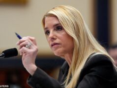 A procuradora-geral Pam Bondi foi intimada pelo Congresso pelos arquivos de Epstein