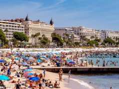 REVELADO: ‘Oferta de lobby cinco estrelas’ da Riviera Francesa para pagar incorporadores, enquanto o departamento de habitação da Irlanda levará ‘fundos abutres e os maiores proprietários’ a tribunal… No entanto, recusa-se a dizer quanto os investidores pagaram para patrocinar o evento