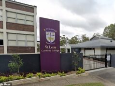 Por que os pais de uma escola particular de Sydney são notificados sempre que seus filhos vão ao banheiro