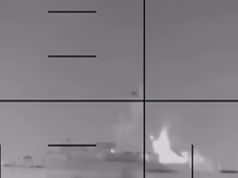 O ex-chefe da Marinha Real diz que o torpedeamento ‘terrível, mas aceitável’ dos EUA contra um navio de guerra iraniano torna a colisão uma ‘guerra global’ – e descreve como teria sido um ataque para os marinheiros a bordo