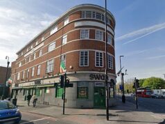 Fui vítima de um seqüestrador de telefone em Londres – o ladrão estava usando uma balaclava e não de bicicleta… ele estava bem vestido, perfeitamente arrumado e me viu em um pub