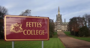 Escândalos de abuso podem levar a ações judiciais contra escolas por negligência