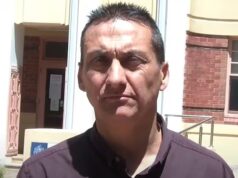 Homem processa policiais após ser mantido sob a mira de uma arma durante uma busca desesperada por Daisy Freeman, apesar de não ter conexão com o fugitivo