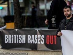Protestos anti-Reino Unido eclodem em Chipre com gritos de ‘bases britânicas fora’ após ataque de drone da RAF Akrotiri