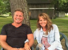 A rica família da mãe assassinada do Colorado, Suzanne Morphew, manteve seu corpo no necrotério por dois anos, enquanto os investigadores diziam que poderiam recuperá-lo.