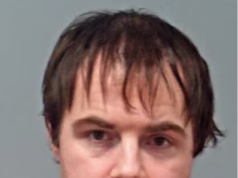 O truque assustador do pedófilo que lhe deu acesso à garotinha no banheiro do Five Bells