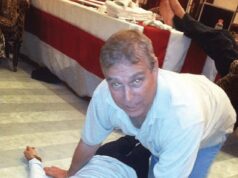 Vítima de Epstein diz que foi convidada a trocar mensagens com Andrew… Essas fotos são prova?