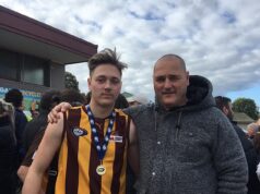 O Bom Samaritano acusado de esfaquear um estudante até a morte enquanto o protegia em Melbourne foi identificado como Aidan Baker