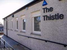 Pare de desperdiçar dinheiro em salas de dependência ‘fracassadas’ e em enviar viciados para reabilitação, disse o SNP