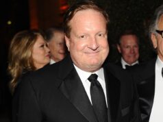 Um empresário bilionário está travando uma guerra contra sua promessa de roubar milhões de seu bolso depois de ser padrinho de seu casamento