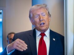 Trump disse que não assinará um projeto de lei até que a Lei SAVE seja aprovada