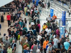 Caos nos aeroportos de todo o país enquanto a TSA apoia o horário de exibição e a culpa é dos democratas da segurança interna