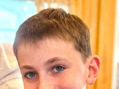 Menino de 12 anos entre oito mortos em tornados mortais em Michigan e Oklahoma