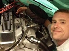 O menino teria sido esfaqueado até a morte por seu pai algumas semanas depois que a família voltou para casa