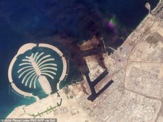 Um turista britânico de 60 anos foi preso em Dubai depois de “tirar fotos de mísseis iranianos”.