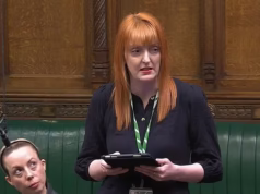 A reforma da ‘justiça branda’ de David Lammy nos julgamentos com júri é apoiada pelos parlamentares na primeira barragem do Commons, enquanto o parlamentar trabalhista critica a proibição do emocionante discurso do Commons sobre estupro